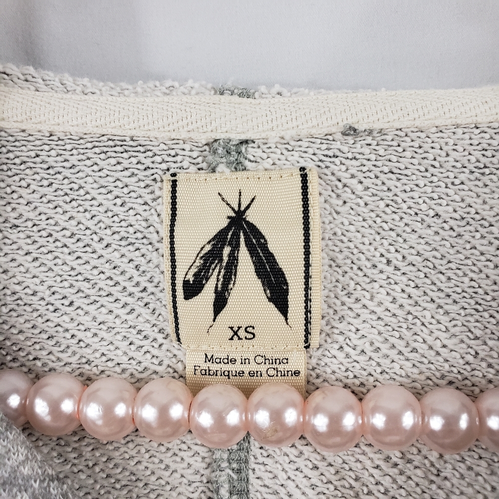 ⛔Anthro Three Feathers Pullover Hoodie Sweatshirt - Picture 2 of 7